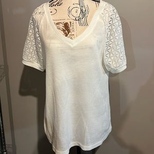 White lace sleeved top